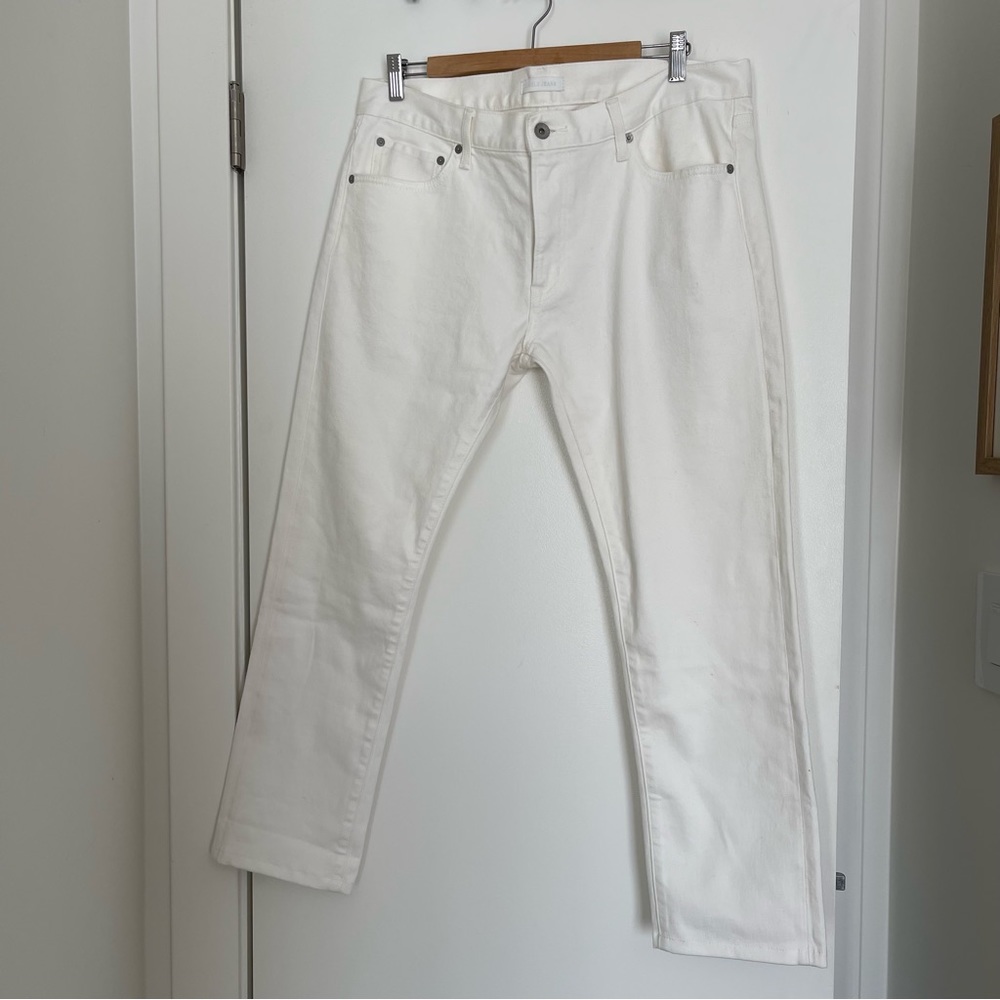 UNIQLO Men’s White Jeans